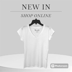 Splash Brand Fitted Stretch V-Neck junior Tee Size M